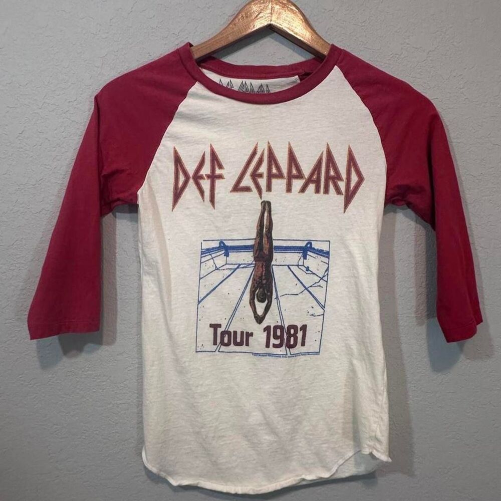 Def-leppard Women's multi T-shirt